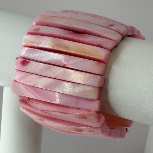 Jewelry - Vtg Pink mother of pearl cuff Bracelet